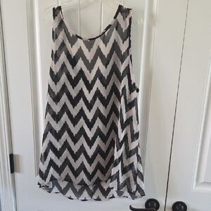Chevron Pattern Sleeveless Top
